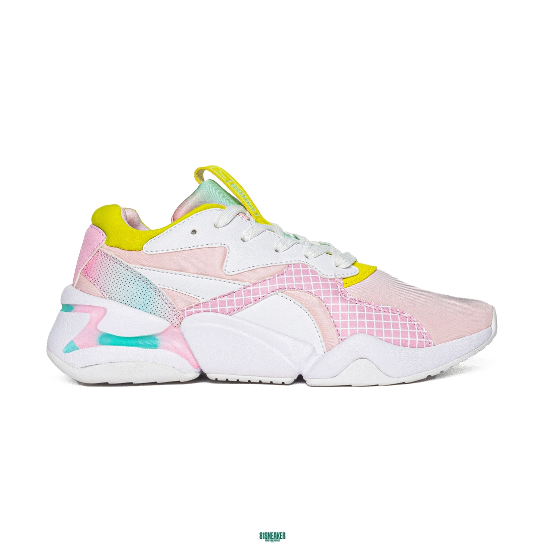 Puma x Barbie Pink 370721 01