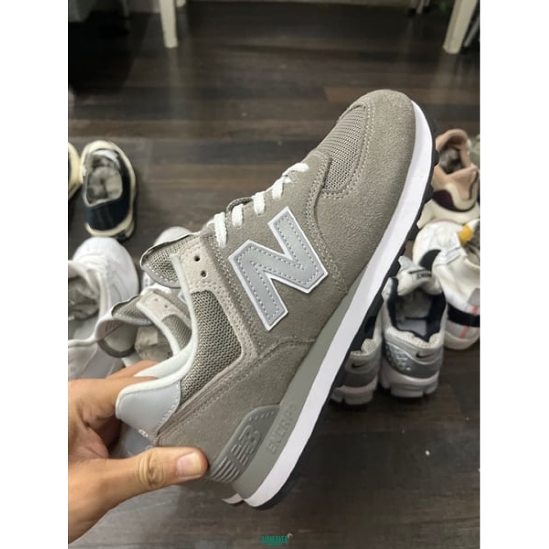 cs4004 - NBL574 Classic Gray - 41,5