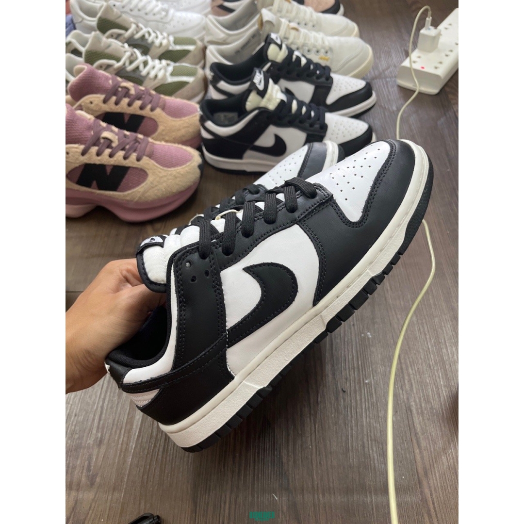 DU455 - DUNK LOW PANDA FB - 42