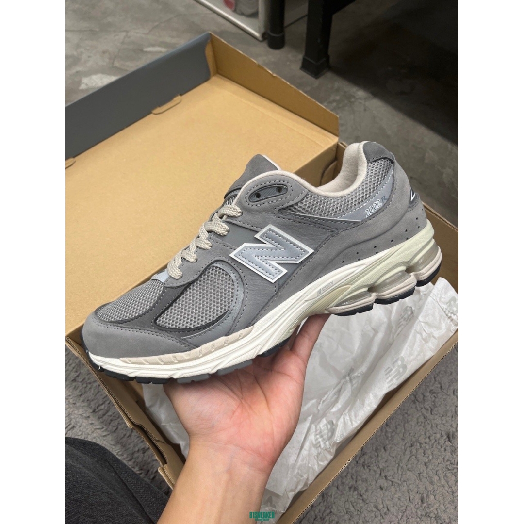M2002RNM NEWBALANCE 2002 SHADOW GREY DS FB