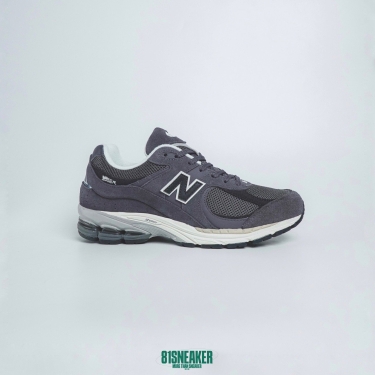 cs3714 - NBL2002 MONOCHROME PACK GREY DS FB - 42