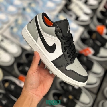 1S LOW SMOKE GREY V4 DS FB - 42,5