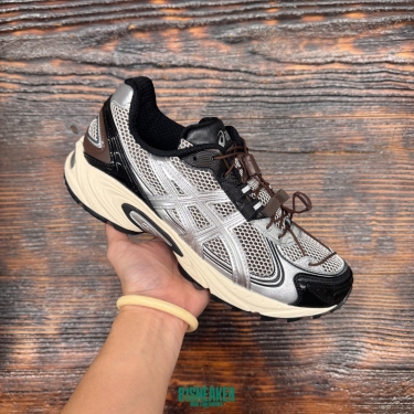 1203A716 ASICS KAHANA TR V4 SILVER BLACK DS FB
