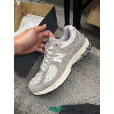 U2002RRD NEWBALANCE 2002 ARID STONE DS FB