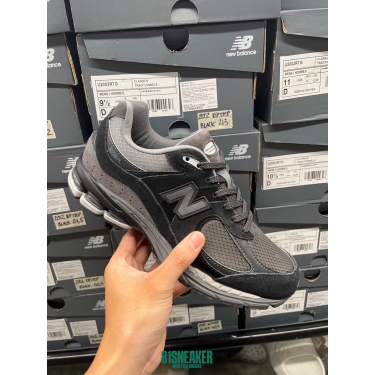 U2002RTG NEWBALANCE 2002 RIPSTOP BLACK DS FB