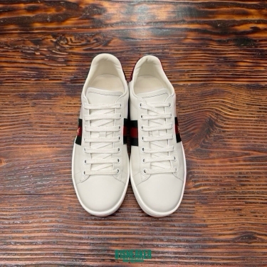 CS4273 - GUCCI EMBROIDERED BEE - 37