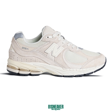 New Balance 2002R Off White - M2002RCC